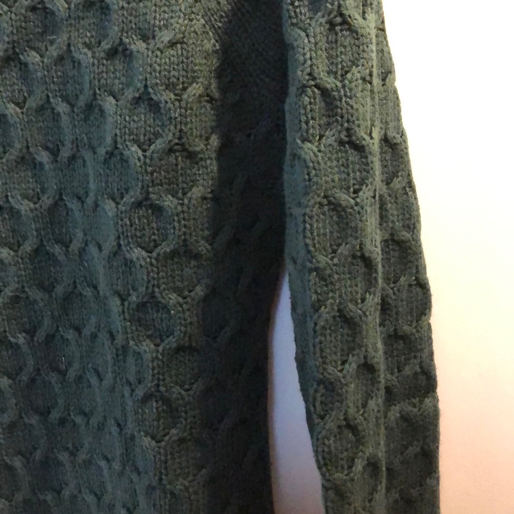 Old Navy Sweater